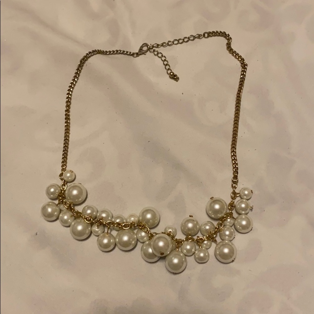 Pearl statement necklace